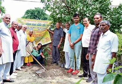 पर्यावरण संरक्षण समिति ने गांव कुटेल में रोपे पौधे