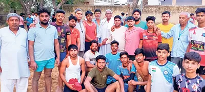 ठाकुर जी के मेले में वालीबॉल शूटिंग व कबड्डी में सागरपुर की टीम प्रथम