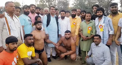 दिल्ली हनुमान अखाड़ा के पहलवान कलवा गुर्जर ने जीती एक लाख की कुश्ती