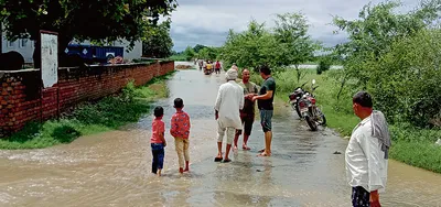 बाढ़ ने बरपाया कहर  डेढ़ दर्जन गांव बुरी तरह प्रभावित