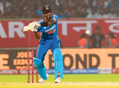 टी20 भारत ने ऑस्ट्रेलिया को दो विकेट से हराया
