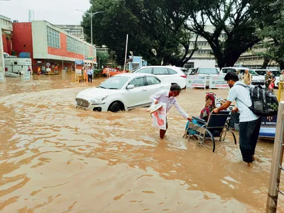 कुछ घंटे की बारिश में पानी पानी हुआ पीजीआई