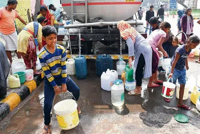 delhi water crisis  सुप्रीम कोर्ट ने पूछा  सरकार ने कैंटर माफिया के खिलाफ क्या कदम उठाए