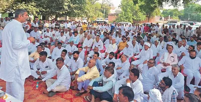 बंसीलाल के पैतृक गांव गोलगढ़ में पोते अनिरुद्ध ने आयोजित किया दिवाली मिलन समारोह