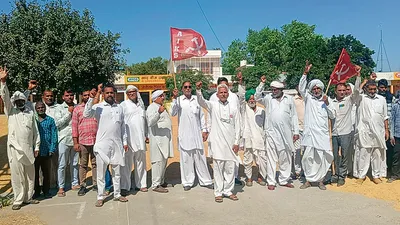 अखिल भारतीय किसान सभा का धरना