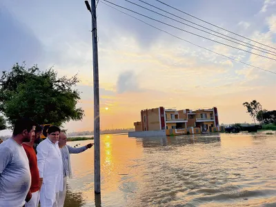 बाढ़ प्रभावित क्षेत्रों में मदद पहुंचाने के लिए कांग्रेस तत्पर   सुरेश ढांडा