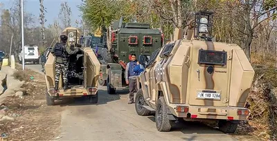 कश्मीर में लश्कर ए तैयबा के पांच आतंकियों समेत 6 ढेर