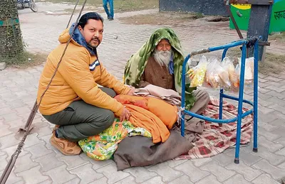 जय भीम मंच के प्रधान सुक्खी ने बांटी रजाई