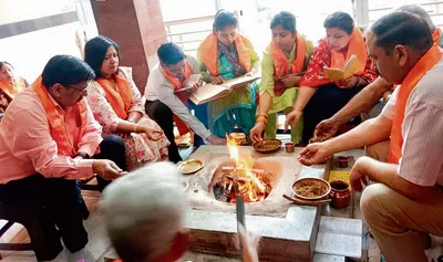 दयानंद सरस्वती की वर्षगांठ पर हवन यज्ञ का आयोजन