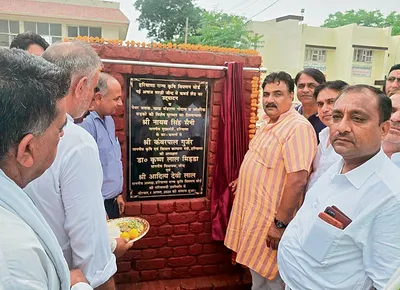 विधायक मिड्ढा ने किया अनाज मंडी में शैड का लोकार्पण