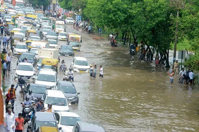 उत्तर भारत में आसमान से आयी मुसीबतों की बाढ़