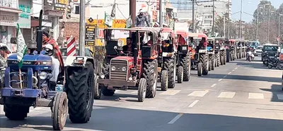 किसान आंदोलन का समर्थन भाकियू  चढ़ूनी  ने निकाला ट्रैक्टर मार्च