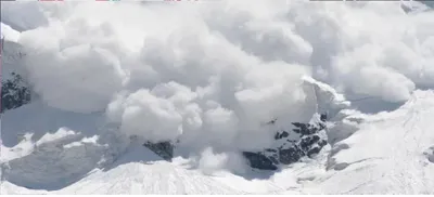 श्रीनगर लेह राजमार्ग पर हिमस्खलन