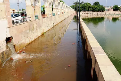 जींद के रानी तालब में छोड़ा जा रहा सीवरेज का गंदा पानी