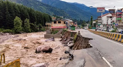 हिमाचल में आसमानी आफत से जमींदोज हुई आम जिंदगी