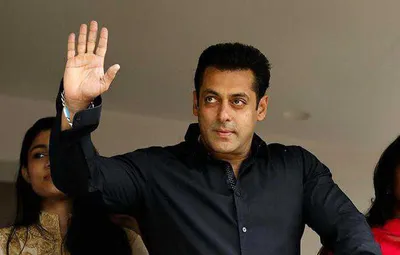 salman khan  सलमान खान ने दुबई से मंगाई बुलेटप्रूफ कार  पढ़ें क्या है इसकी कीमत और खासियत