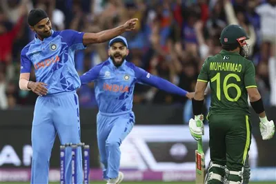 india vs pakistan t20  पाकिस्तान के खिलाफ अब तक भारत का पलड़ा रहा भारी  बने कई रिकार्ड