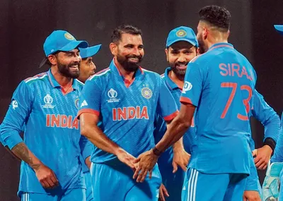 श्रीलंका को 302 रन से रौंद भारत सेमीफाइनल में