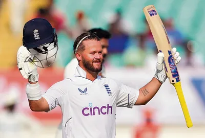 डकेट का शतक  इंगलैंड दो विकेट पर 207 रन