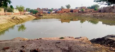 गांव गांव कहर ढा रहा बरसाती पानी  ठेकेदारों को नोटिस पर नोटिस