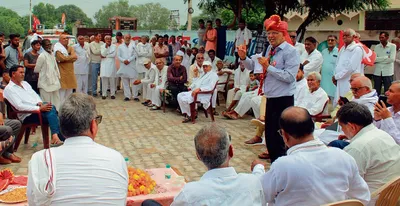 भाजपा ने रोजगार  उद्योग  कृषि का भट् ठा बैठाया   ओमप्रकाश