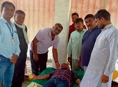 गांव बीड़ सुजरा शिविर में 40 ने किया रक्तदान