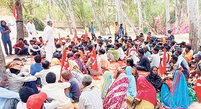 ‘भट्ठा मजदूरों को राशन मिल रहा न पूरा मेहनताना’