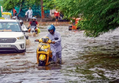 सियासी खींचतान के बीच जन सुविधाओं की अनदेखी