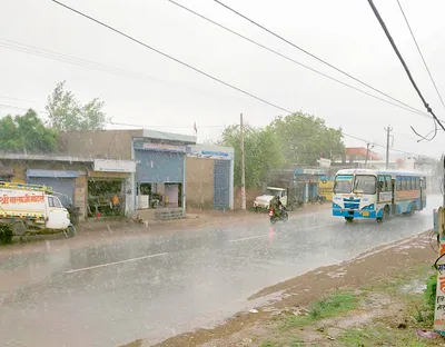 झमाझम बरसात से नारनौल शहर हुआ पानी पानी