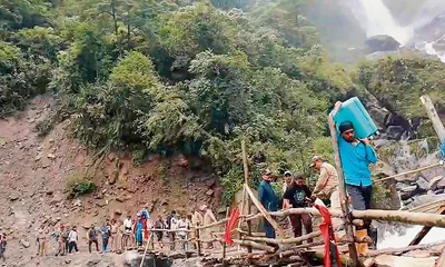 सिक्किम 200 से अधिक पर्यटक सुरक्षित निकाले