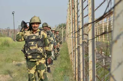 bsf के dg व उप विशेष महानिदेशक हटाए गए  जम्मू कश्मीर में बढ़ी घटनाओं की गिरी गाज