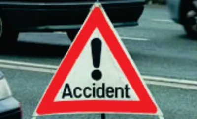 सड़क दुर्घटना में 9 लोगों की गई जान