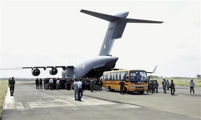 अफगानिस्तान से 120 भारतीयों को लेकर गुजरात के जामनगर उतरा वायुसेना का विमान
