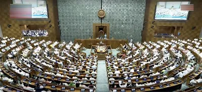 संसद सत्र लाइव अपडेट  neet नीट मुद्दे पर विपक्षी सदस्यों ने लोकसभा से वॉकआउट किया
