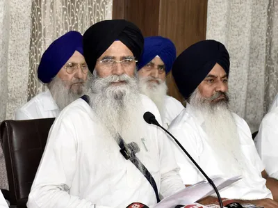 sgpc election हरजिंदर सिंह धामी चौथी बार बने एसजीपीसी अध्यक्ष  107 वोटों से जीत हासिल