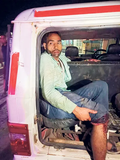 गौ तस्करों और पुलिस में फायरिंग  एक गिरफ्तार  दूसरा फरार