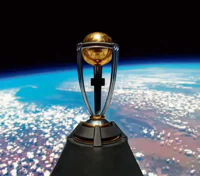 क्रिकेट विश्व कप ट्रॉफी अंतरिक्ष में लॉन्च