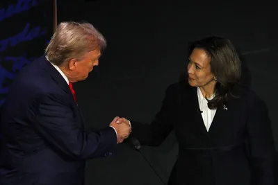 kamala harris vs donald trump  हैरिस व ट्रंप के बीच जोरदार बहस  दोनों ने रखा अपना अपना पक्ष