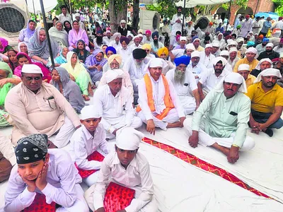 शहीदों को भूल जाने वाली कौमों  राष्ट्रों का अस्तित्व खत्म हो जाता है   धुम्मन सिंह