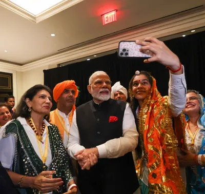 modi in new york  न्यूयार्क पहुंचे पीएम मोदी  प्रवासी समुदाय के कार्यक्रम में लेंगे हिस्सा