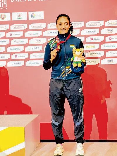गुरु काशी यूनिवर्सिटी की बॉक्सर ललिता को ब्रिक्स गेम्स में कांस्य पदक